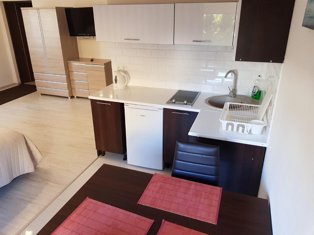 Apartamenty Maja -Pokoje - Domy Wakacyjne -Basen Podgrzewany -Jacuzzi - Sauna Łeba Buitenkant foto