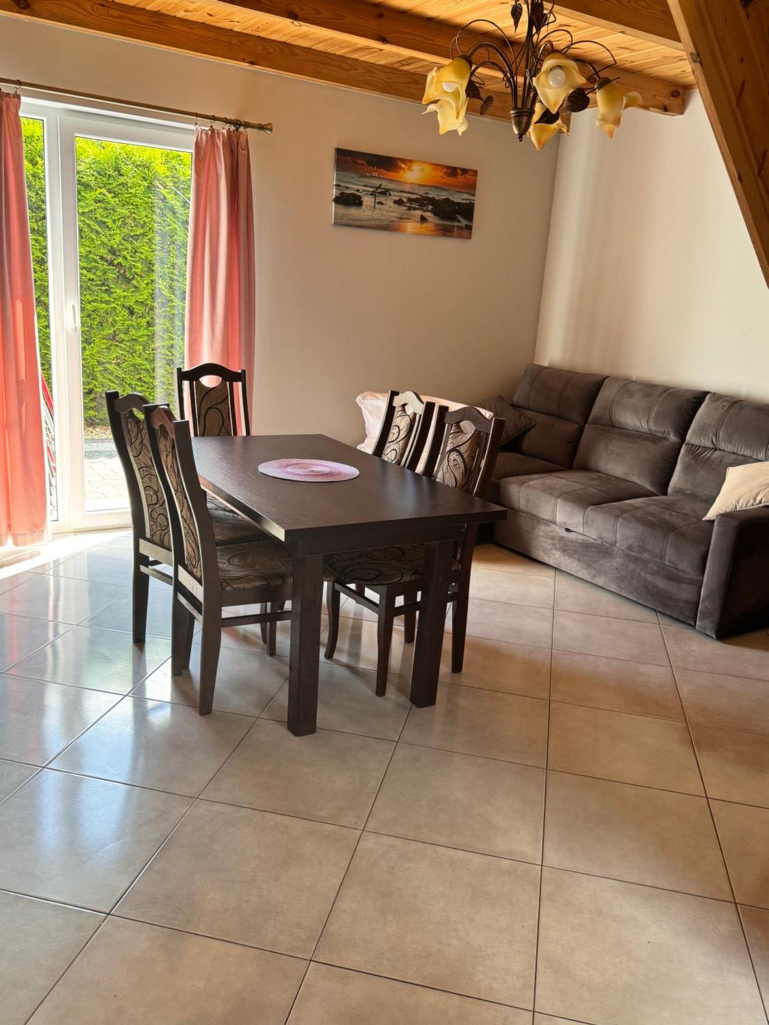 Apartamenty Maja -Pokoje - Domy Wakacyjne -Basen Podgrzewany -Jacuzzi - Sauna Łeba Buitenkant foto