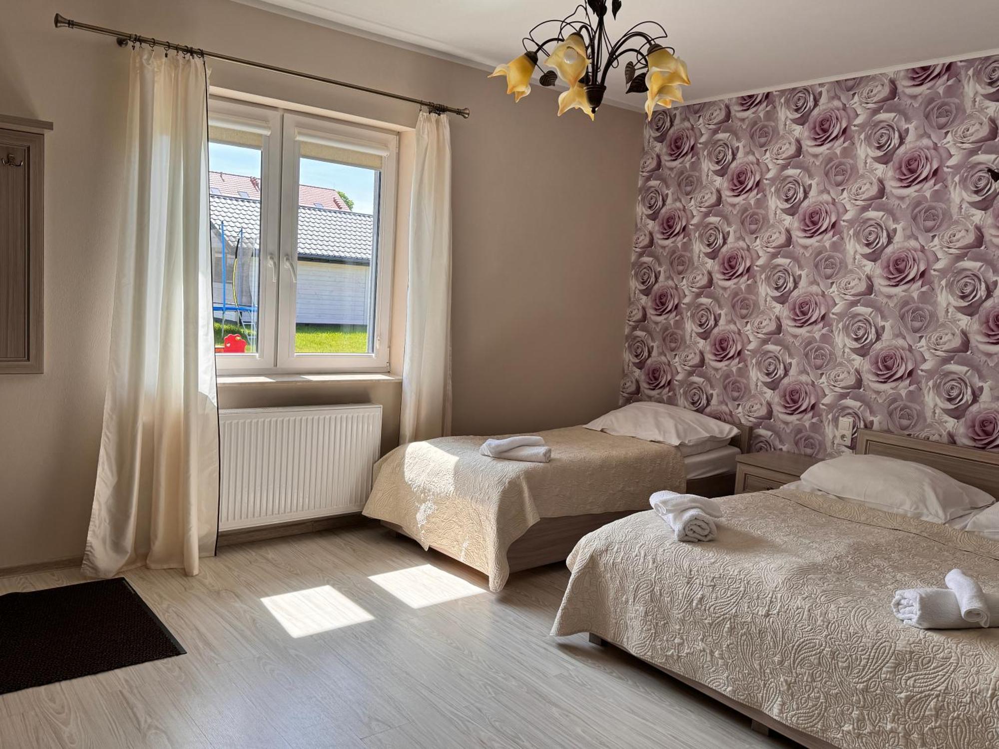 Apartamenty Maja -Pokoje - Domy Wakacyjne -Basen Podgrzewany -Jacuzzi - Sauna Łeba Buitenkant foto