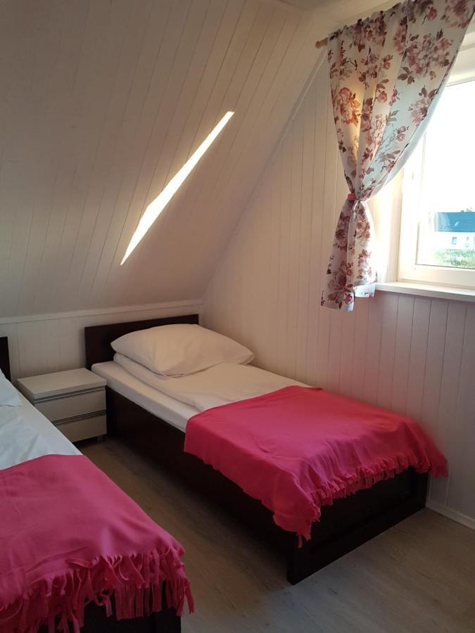 Apartamenty Maja -Pokoje - Domy Wakacyjne -Basen Podgrzewany -Jacuzzi - Sauna Łeba Buitenkant foto
