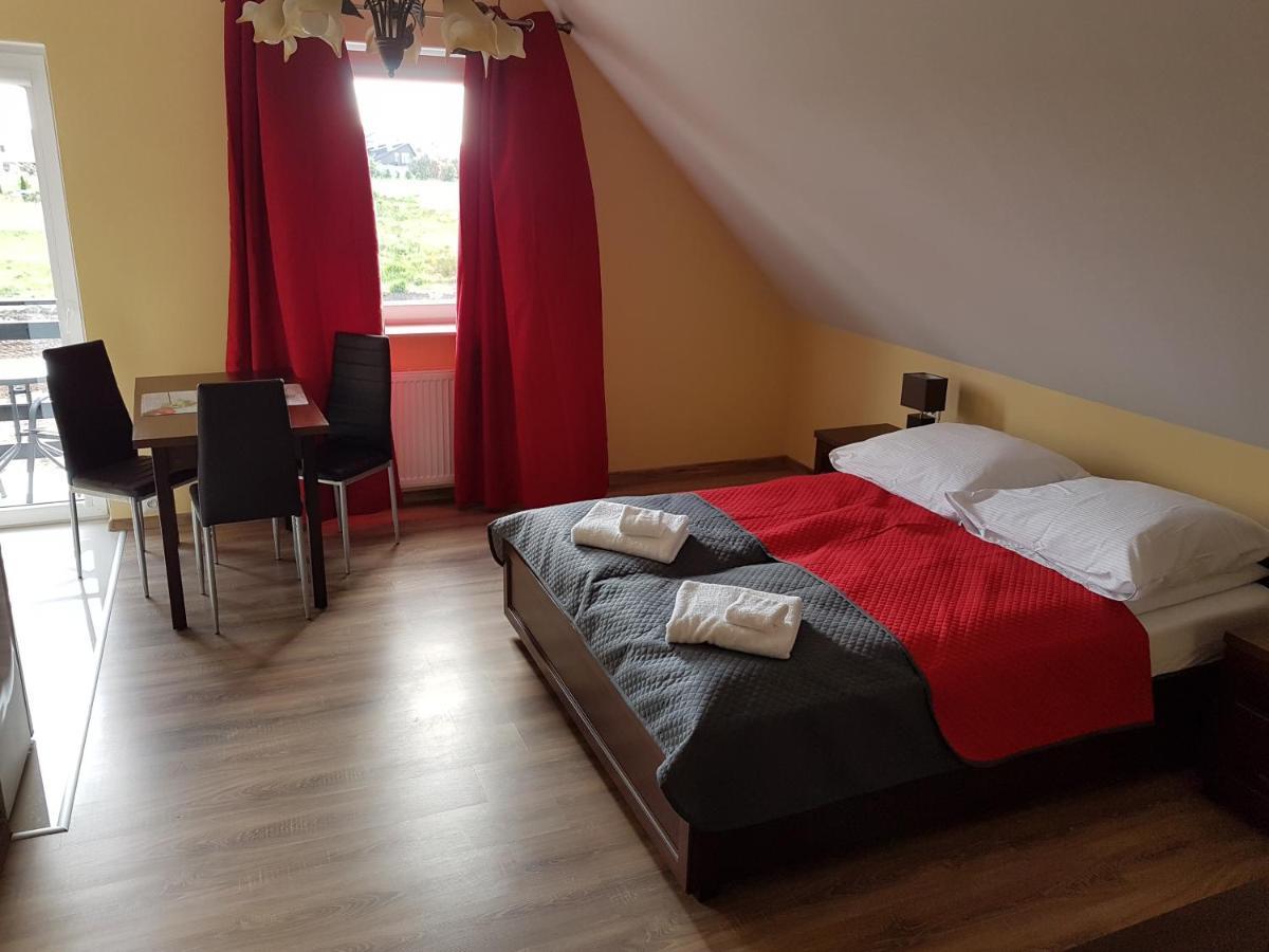 Apartamenty Maja -Pokoje - Domy Wakacyjne -Basen Podgrzewany -Jacuzzi - Sauna Łeba Buitenkant foto