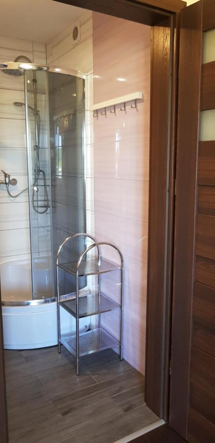Apartamenty Maja -Pokoje - Domy Wakacyjne -Basen Podgrzewany -Jacuzzi - Sauna Łeba Buitenkant foto